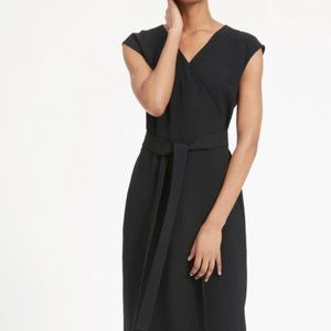 Everlane Japanese GoWeave Short-Sleeve Wrap Dress